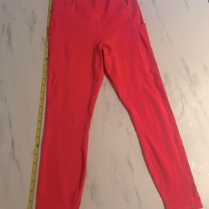 Fabletics gym wear- high waisted ankle length leggings
